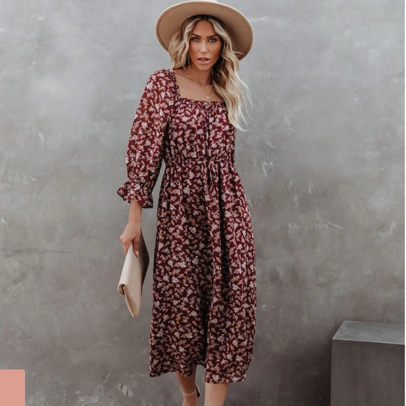 Vici Dresses & Skirts - Vici Maroon Floral Dress